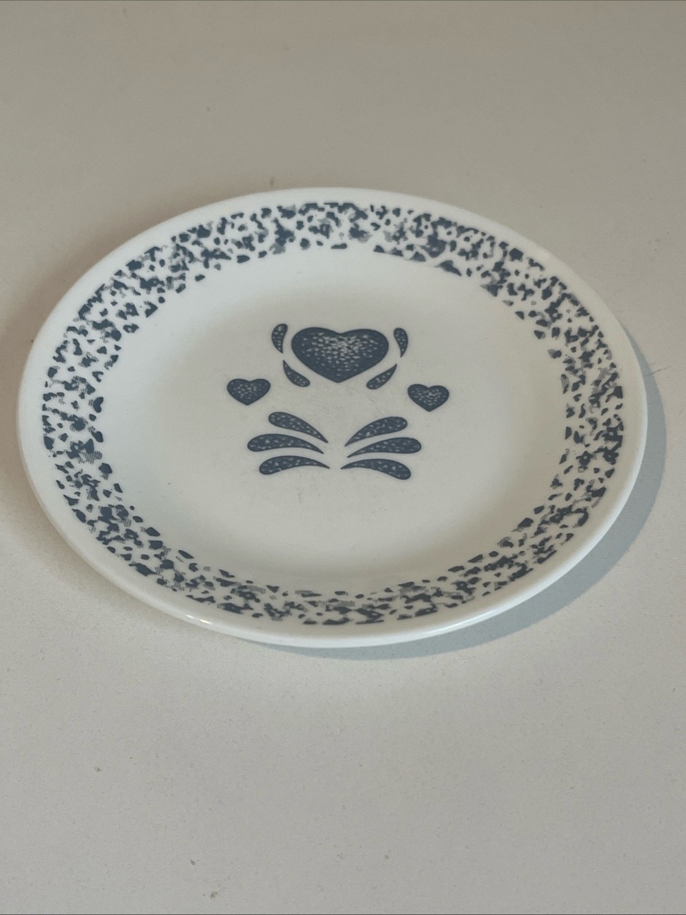 Vintage Corelle Corning Blue Hearts Blue Sponge Dessert Plate Saucer 6.5”